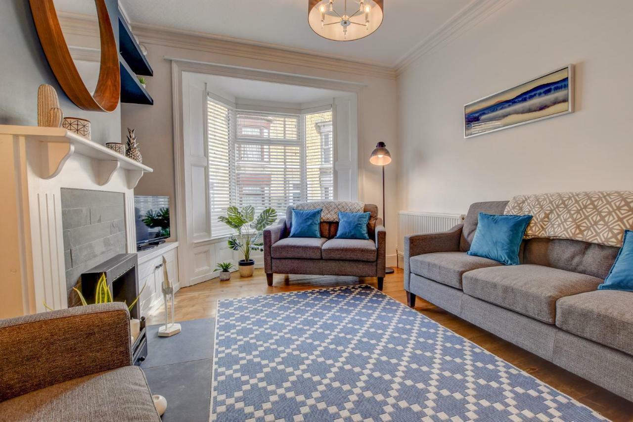 Holiday home Stones Throw Whitby