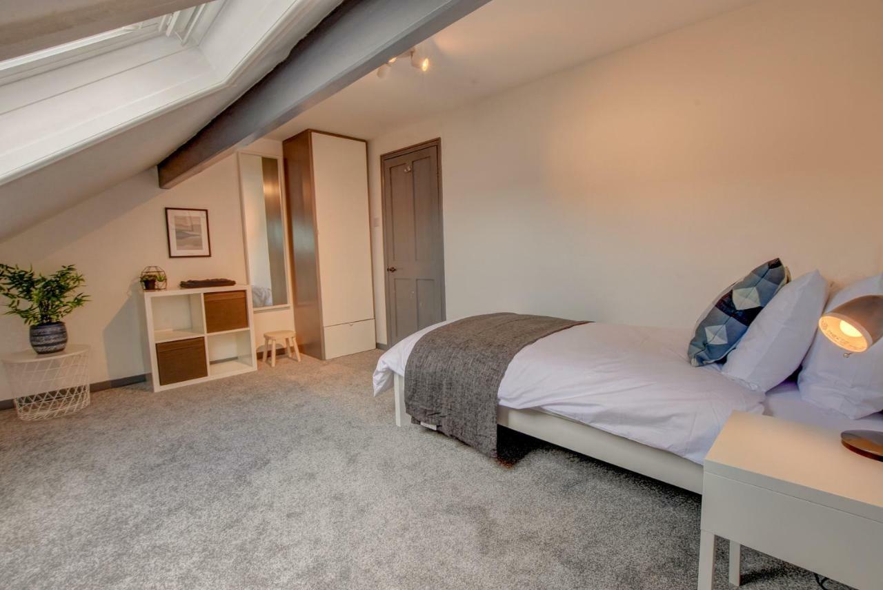 Holiday home Stones Throw Whitby